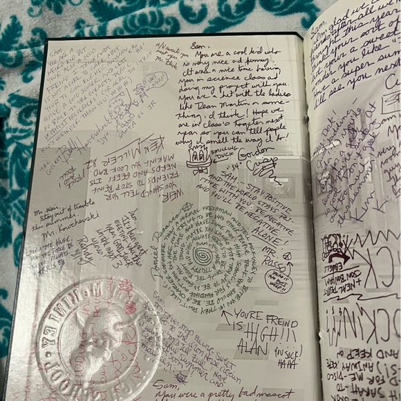 Freaks and Geeks Yearbook - Picture 3 of 7